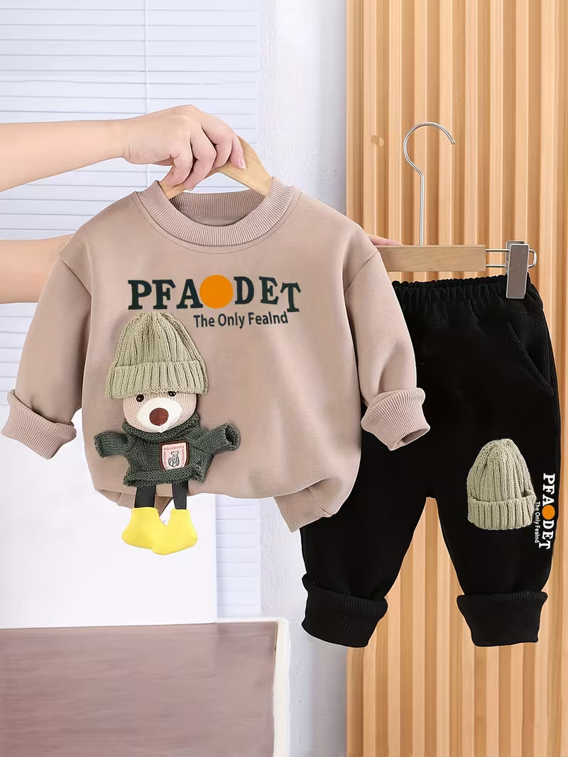 boys' grey round-neck English-language printed sweatshirt and tapered long pants set