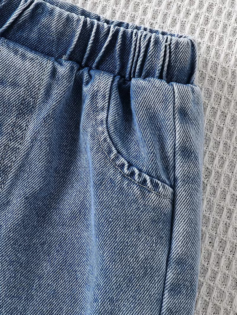 Featuring Stand-Up Collar Textured Short-Sleeved Shirt And Washed Denim Shorts