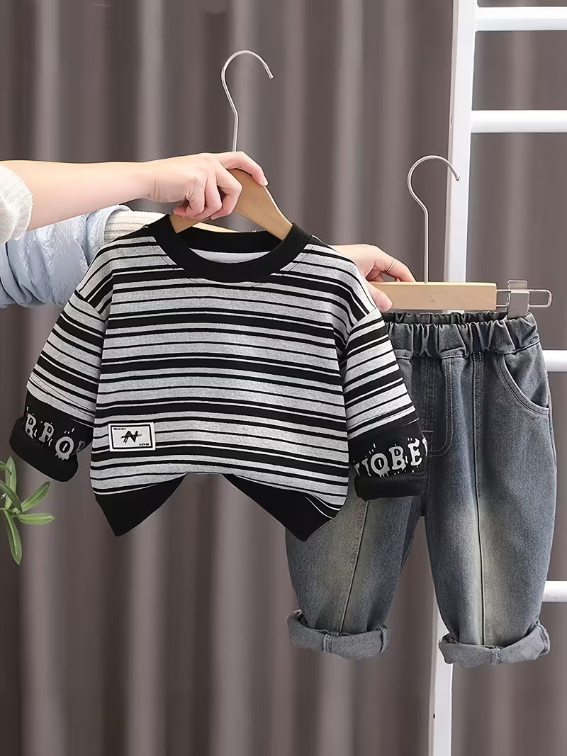 2pcs Set - Boys' Korean-style Spring-autumn Black and White Striped T-shirt + Washed Denim Pants Set