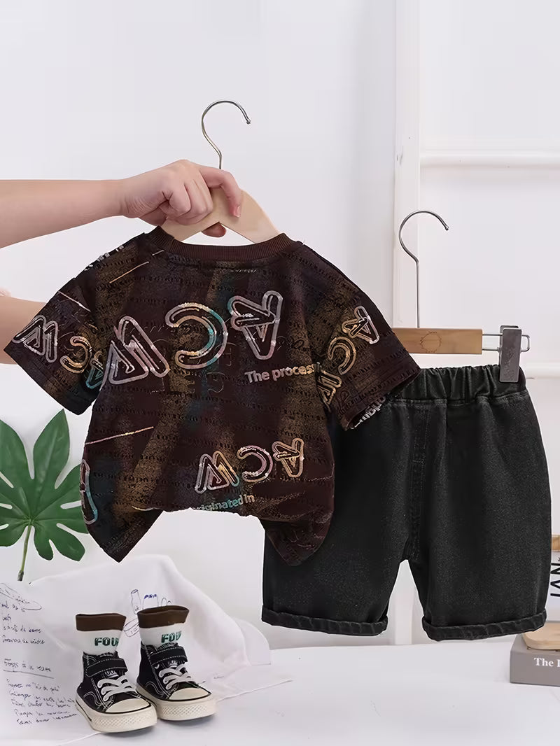 Vintage Cool 2pcs Set: Coffee Brown All-Over Gradient Letter Print
