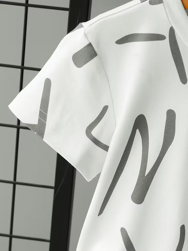 Graffiti Style Short Sleeve Set And Graffiti Print Short Sleeve T-Shirt with Matching Pocket
