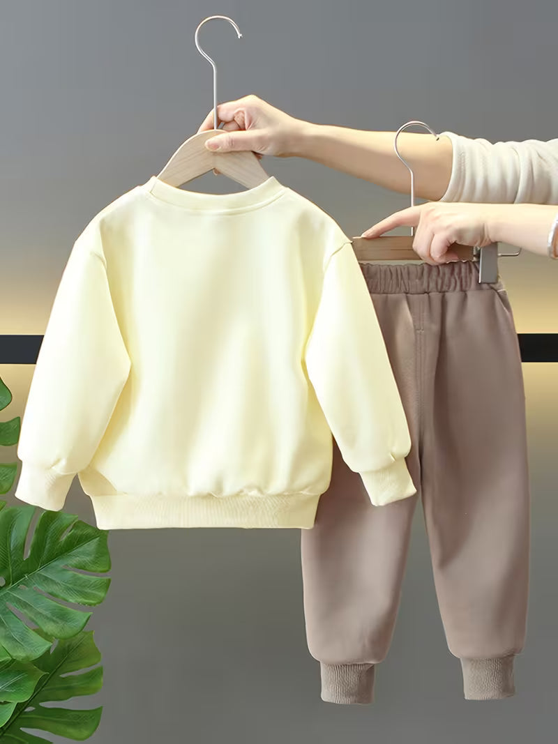 Crew Neck Sweatshirt & Pants Set with Cute Bear Accessories